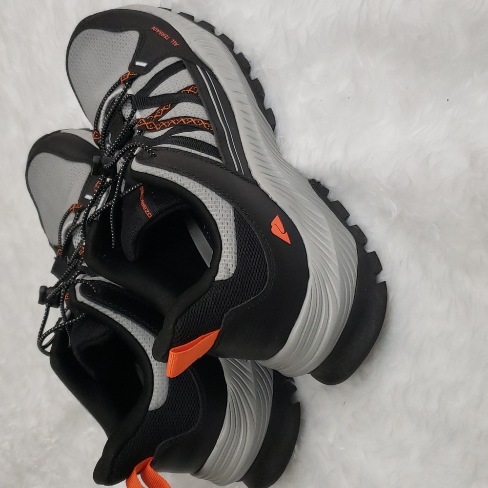 Ozark Trail Men's All Terrin Sneakers - Picture 3 of 6